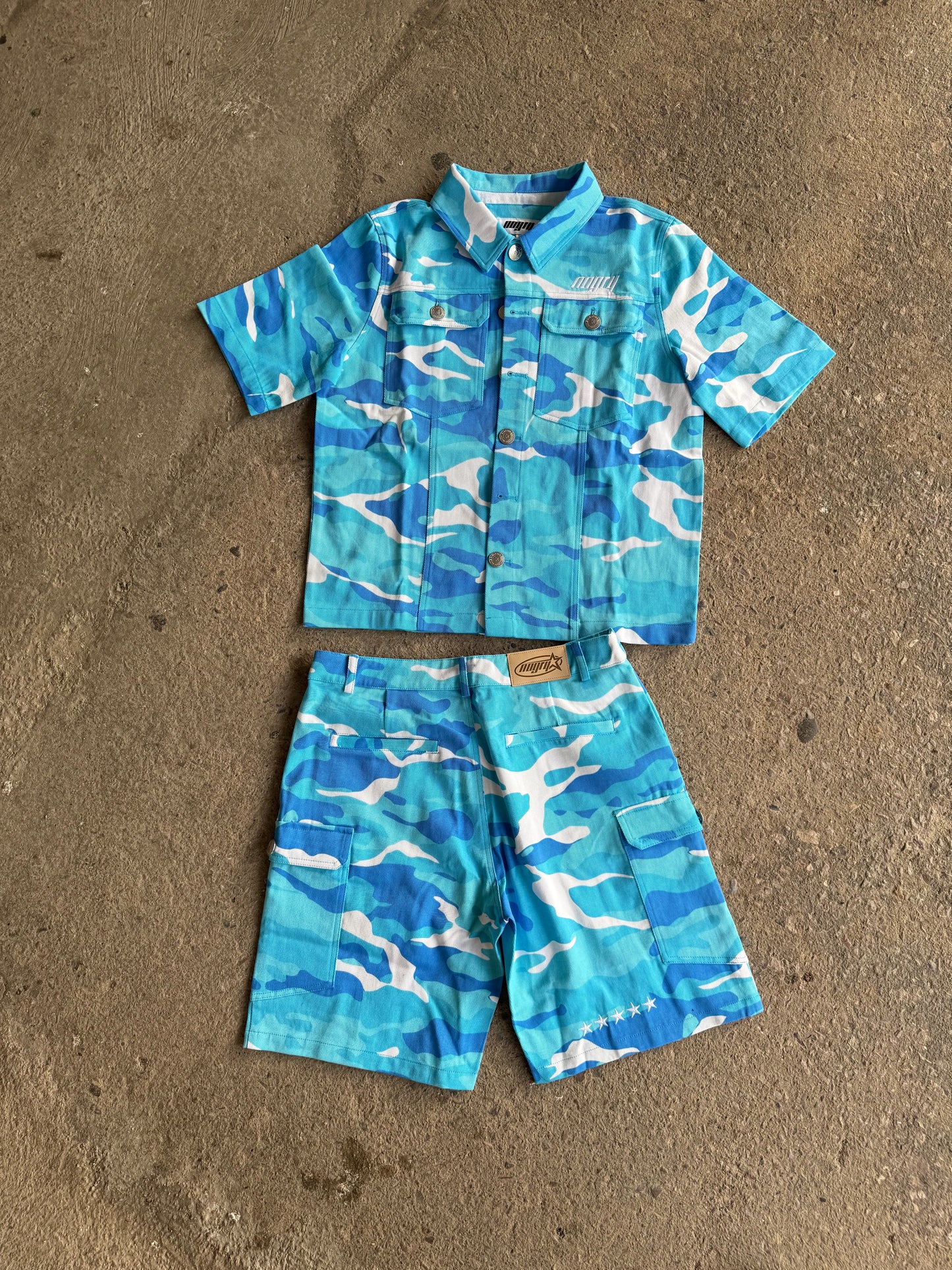 Blue camo set